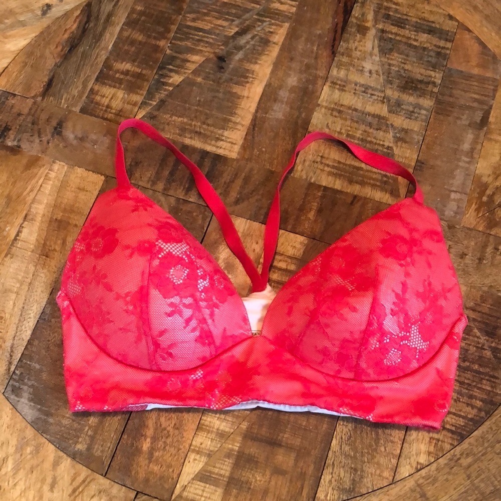 Victoria’s Secret Lightly Lined Plunge, size 34D